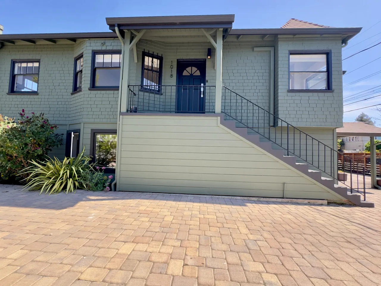 2 bed, 1007 sqft, $3,495 — Photo 3