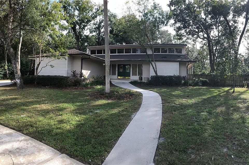 1st image of 439 River Isle Ct