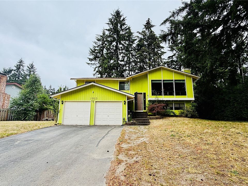 1st image of 1923 SE Karli Way