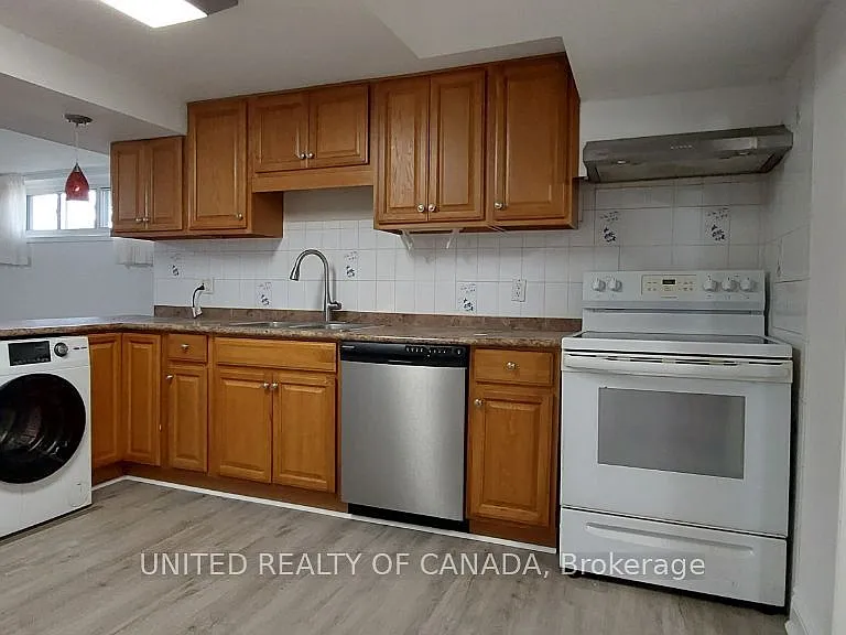 13 George St #2 — Photo 5