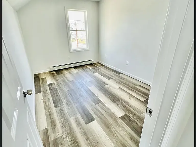 73 Brookside Ave #D — Photo 10