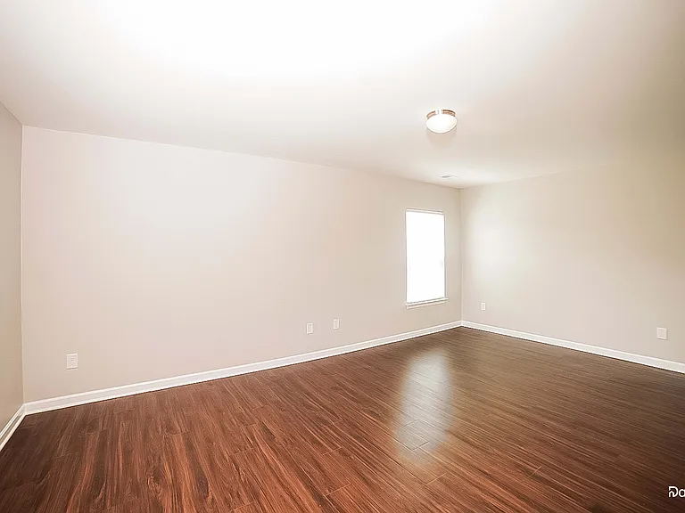 1460 Kilstrom St — Photo 6