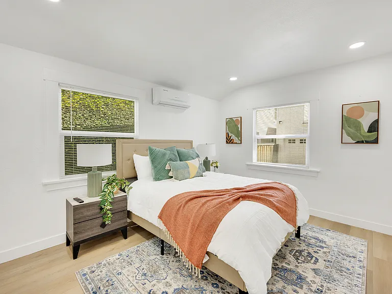 346 Molino Ave — Photo 5