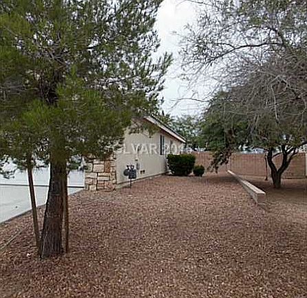 3rd image of 2680 Hollowvale Ln