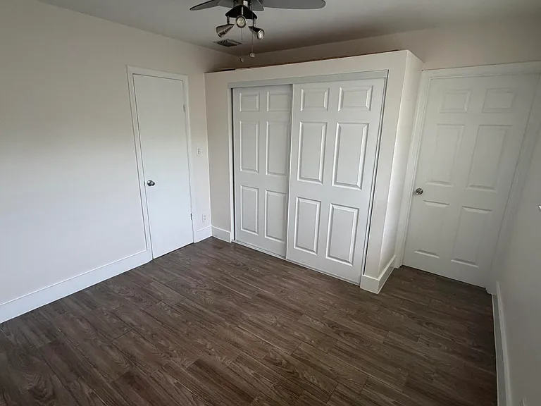 4061 NW 9th Ave #204 — Photo 11