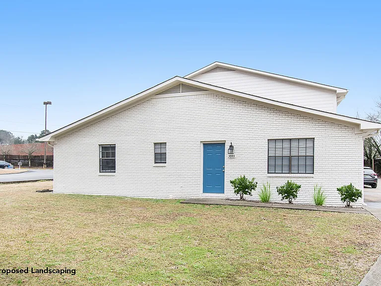 Greendale Apartments — Photo 14
