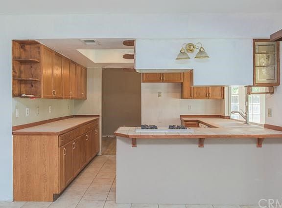 3rd image of 8461 Brookfield Dr