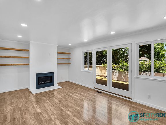 2nd image of 1043 Dolores St