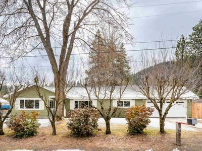 1524 Frederick St, Mount Shasta, CA, 96067