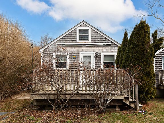 2nd image of 17 Shore Road UNIT 9