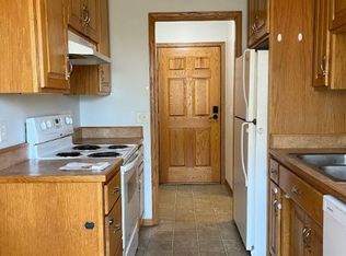 209 1st Ave NW APT 303, Osseo, MN 55369