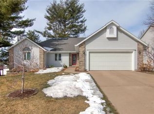 4328 Crest Ct, Eau Claire, WI 54701