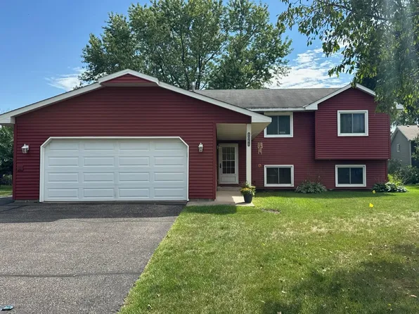8068 Lower 147th St W, Apple Valley, MN 55124