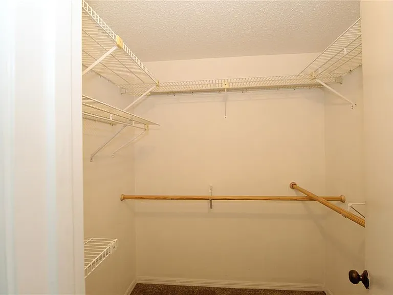 309 Bryce Ct — Photo 21