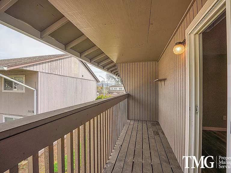 11114 NE 48th Cir #B — Photo 16