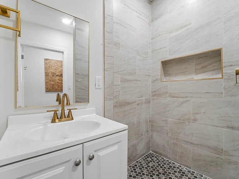 5155 Wyalusing Ave — Photo 11