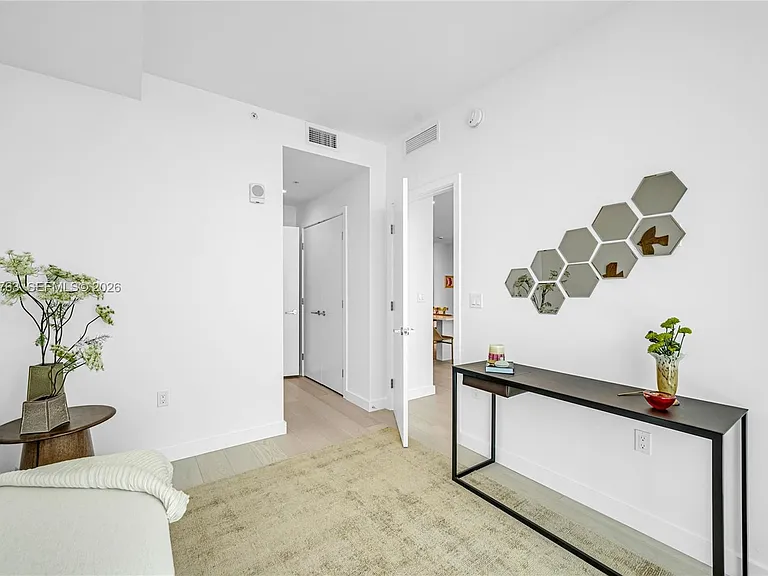9201 E Bay Harbor Dr #Penthouse 809 — Photo 19