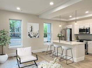 12 Arnold Cir #2, Cambridge, MA 02139