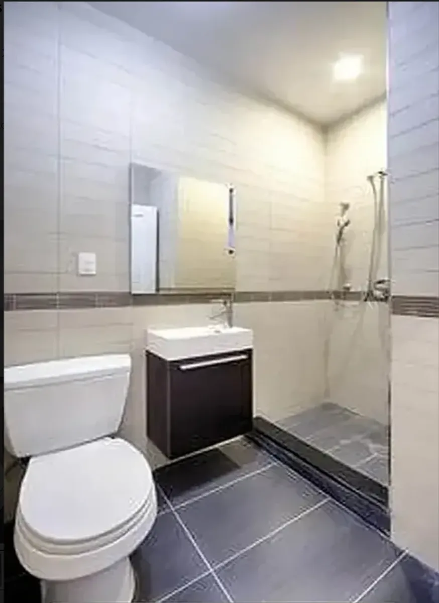 Building Photo - 106 Greenwich St #26