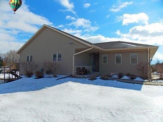 3rd image of 3844 Creekside Dr