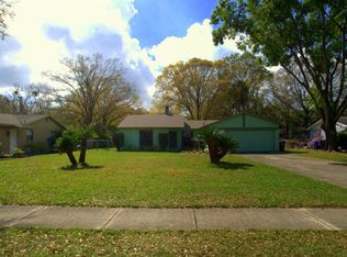 1409 Wildrose Dr, Lutz, FL 33549