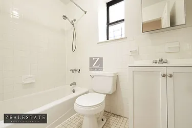 Rented by ZealEstate Group Inc