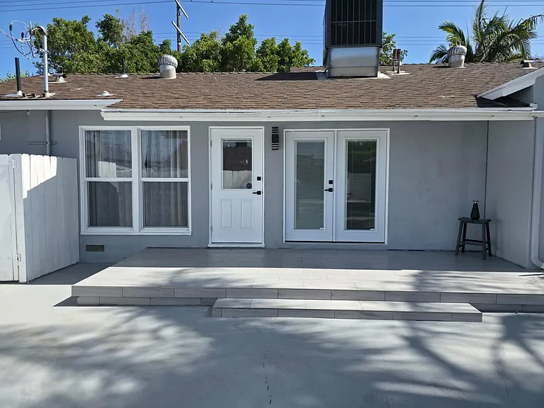 15955 Lassen St — Photo 4