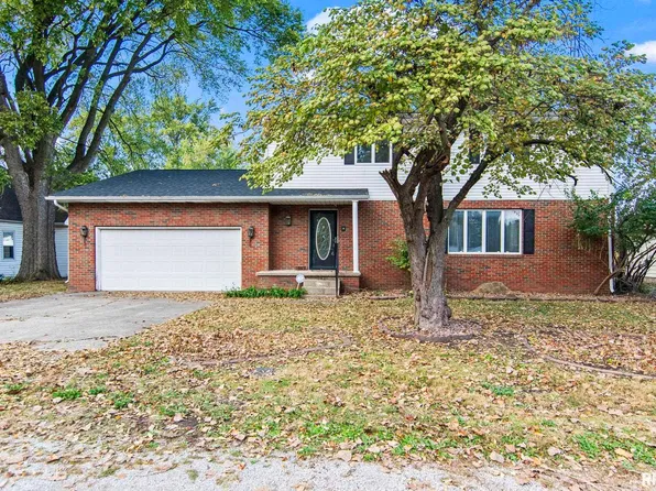 6398 Berry St, Curran, IL 62670