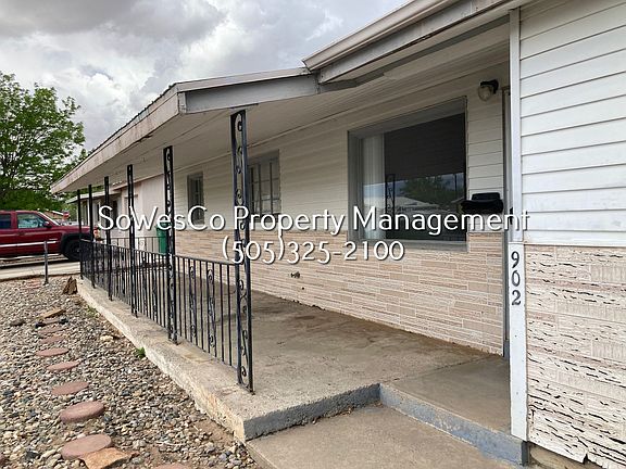 2nd image of 902 E 26th St