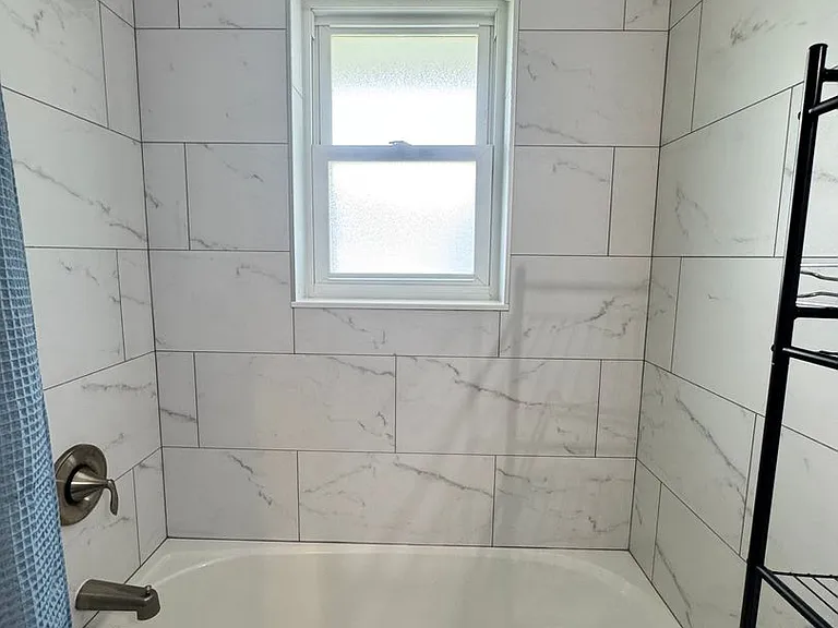 3410 Bay St — Photo 23