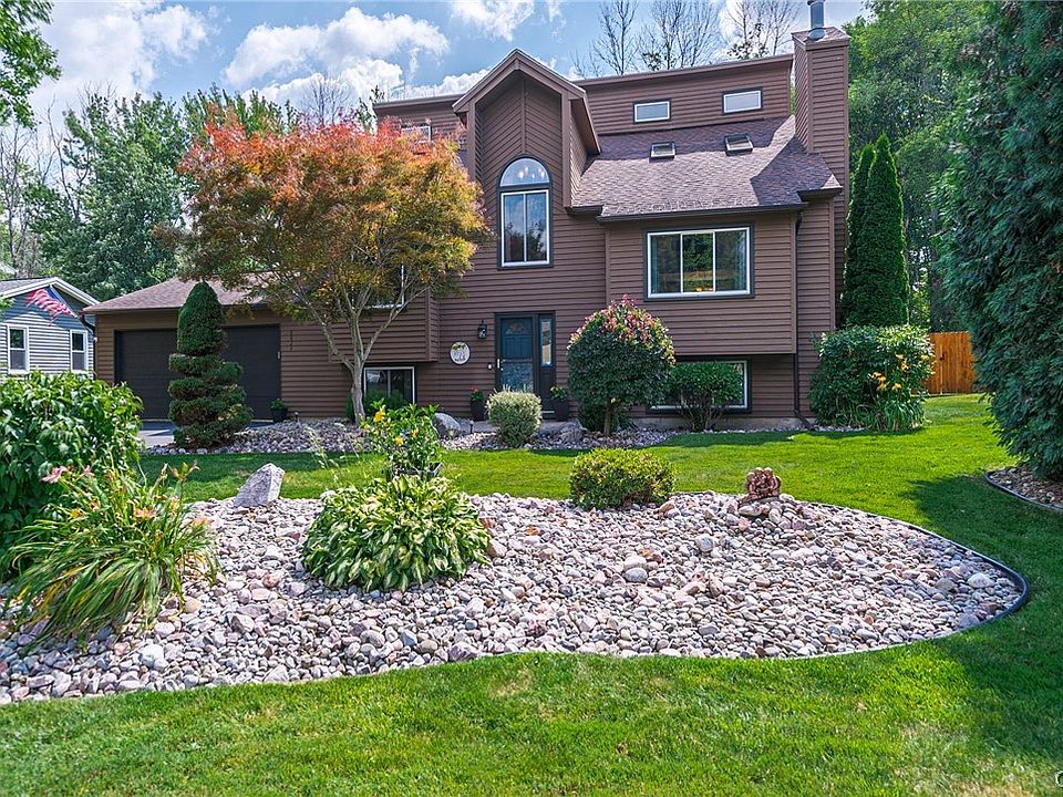 1st image of 8824 Lombardi Dr