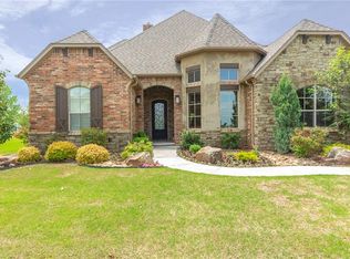 2466 La Belle Rue, Edmond, OK 73034