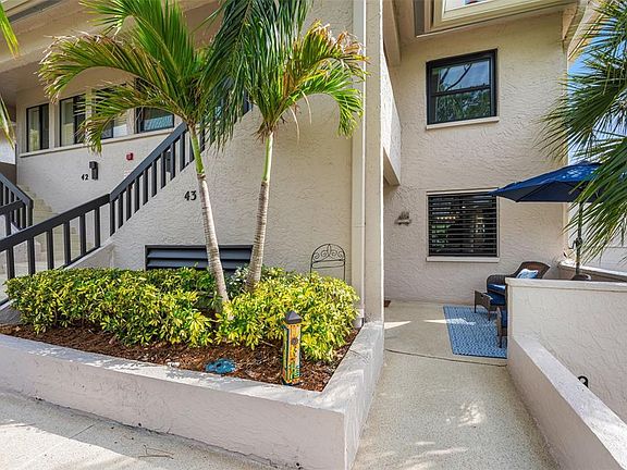 4th image of 1804 MARINER DRIVE #43