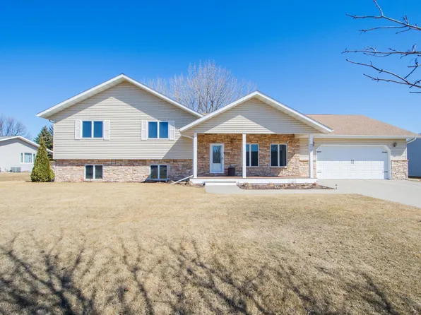 1535 Sunset Blvd, Hawley, MN 56549