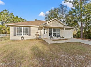 482 N 3RD Street, Macclenny, FL 32063