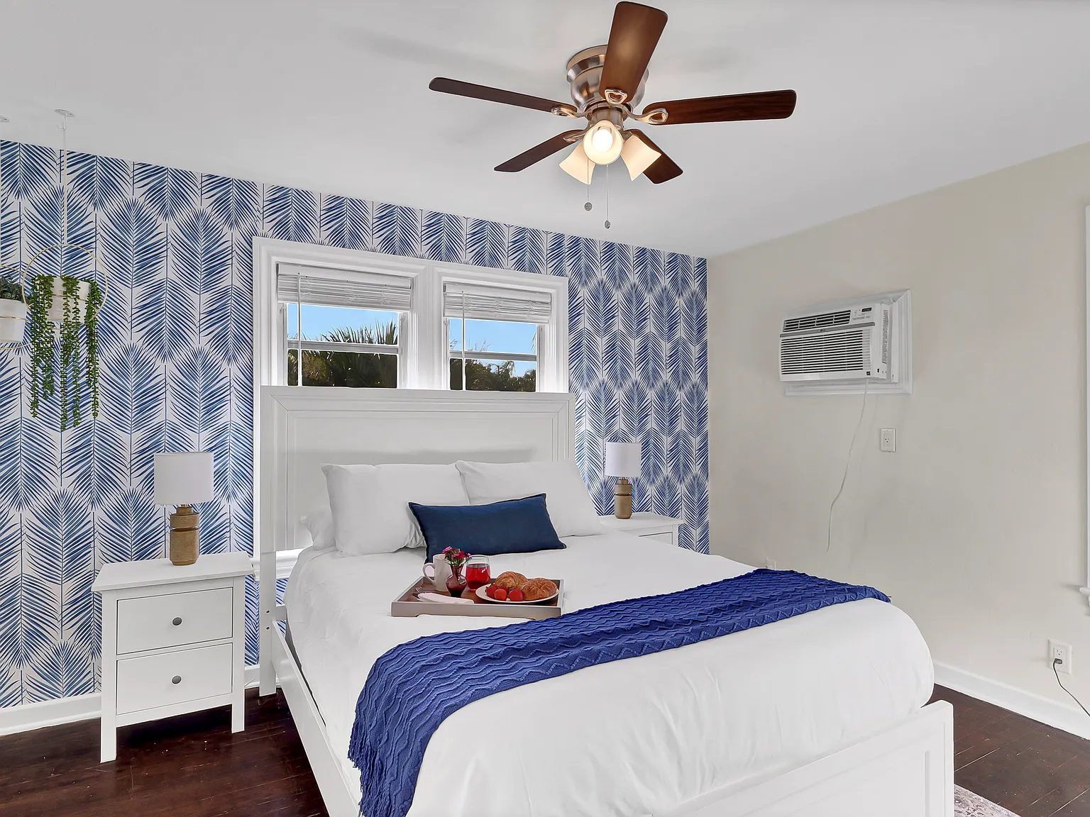 3 bed, 1.5 bath, 1648 sqft, $2,900 — Photo 4