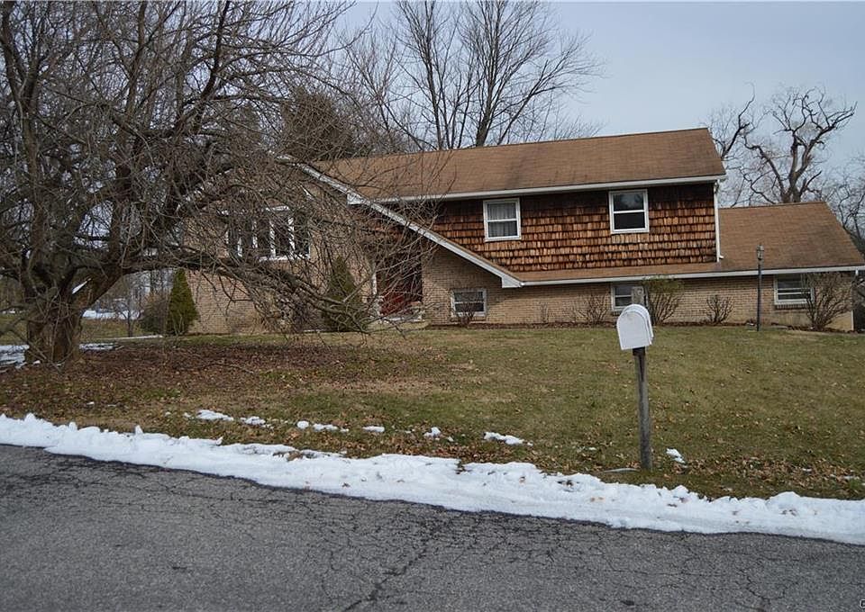 2nd image of 3906 Boswell Ct