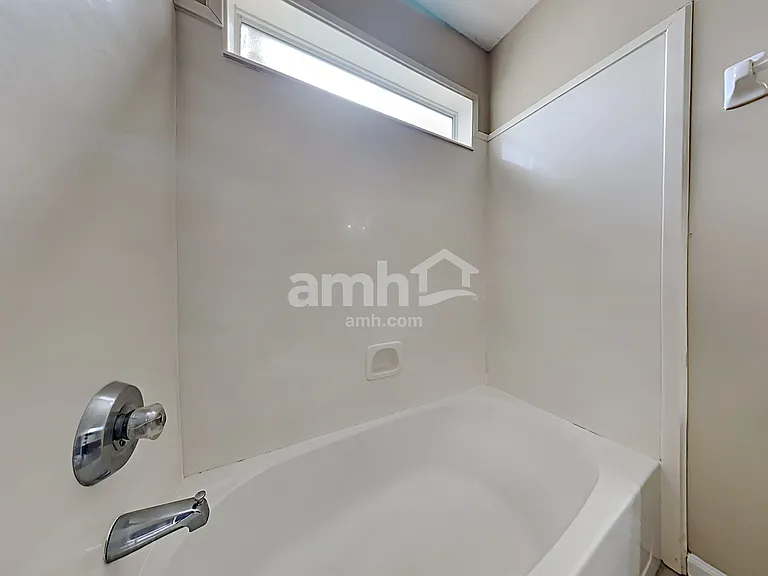9321 N Fairmont Cir — Photo 15