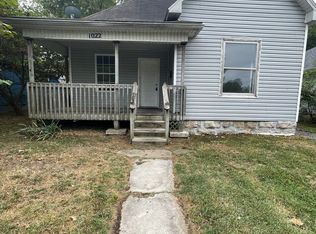 1022 W Thoman St, Springfield, MO 65803