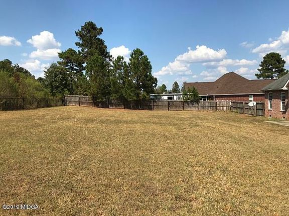 2nd image of 310 Buckskin Dr