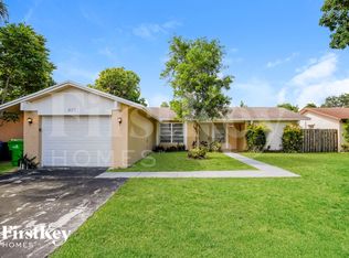 9371 NW 35th Mnr, Fort Lauderdale, FL 33351