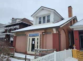 1916 & 1918 7th Ave, Beaver Falls, PA 15010