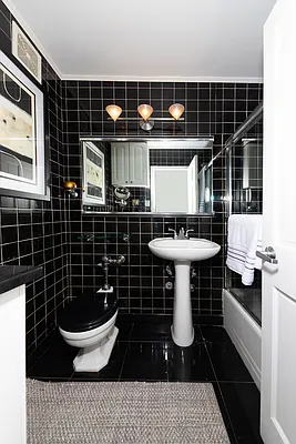 Sold by R New York | media 11