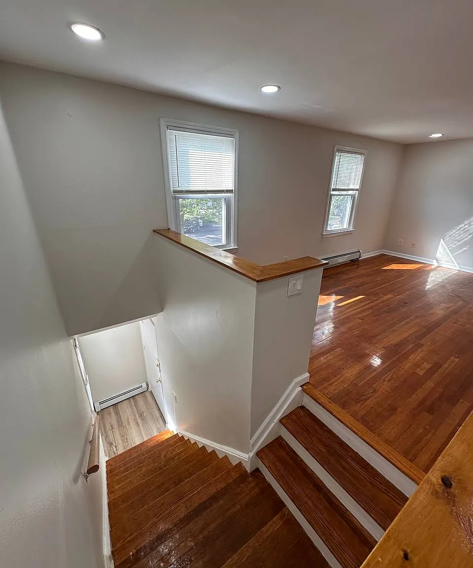 1 bed, $1,750 — Photo 2