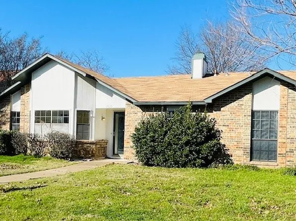 2820 Hamlett Ln, Flower Mound, TX 75028