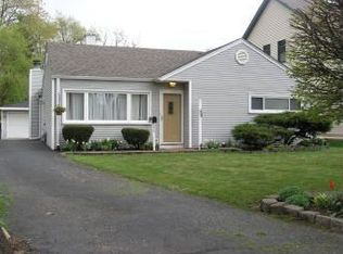 127 S Lewis Ave, Lombard, IL 60148