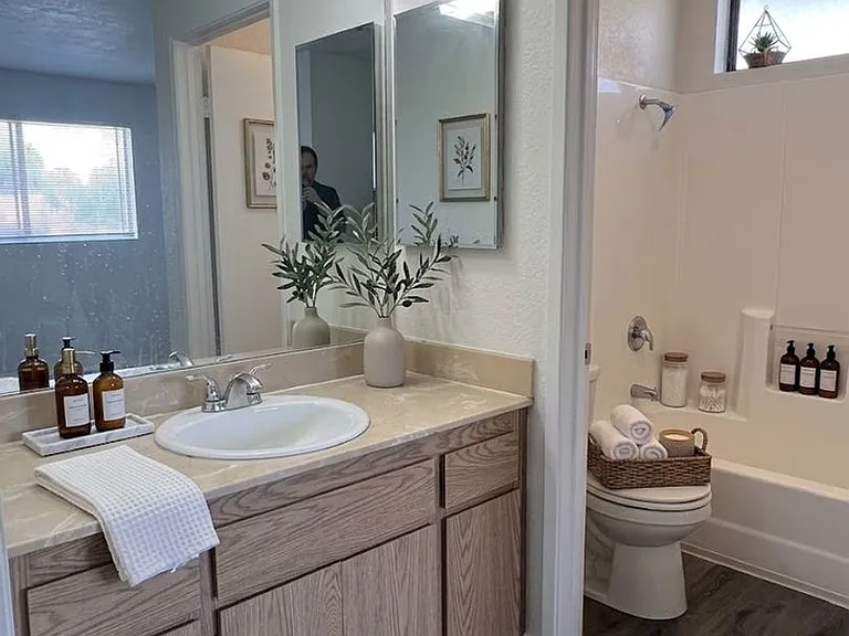 3440 Helix St — Photo 20