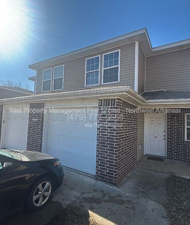 2nd image of 6202 SW Chickadee St #1