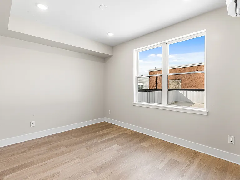 1903 Jackson St #1 — Photo 12