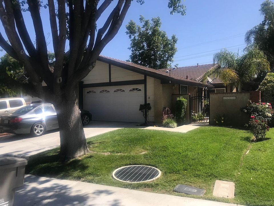 1st image of 25916 Sandalia Dr